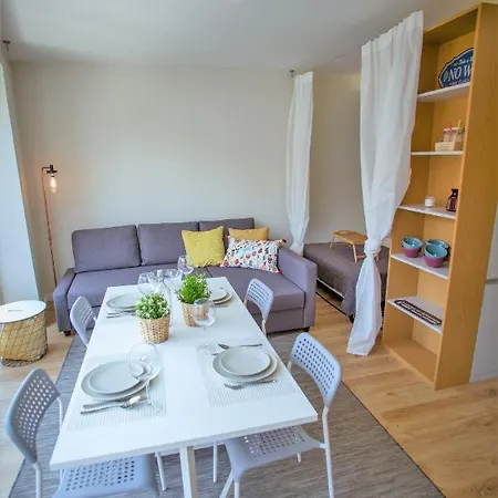 Apartment Sensations Apt By Hosts