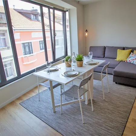Sensations Apt By Hosts Apartment